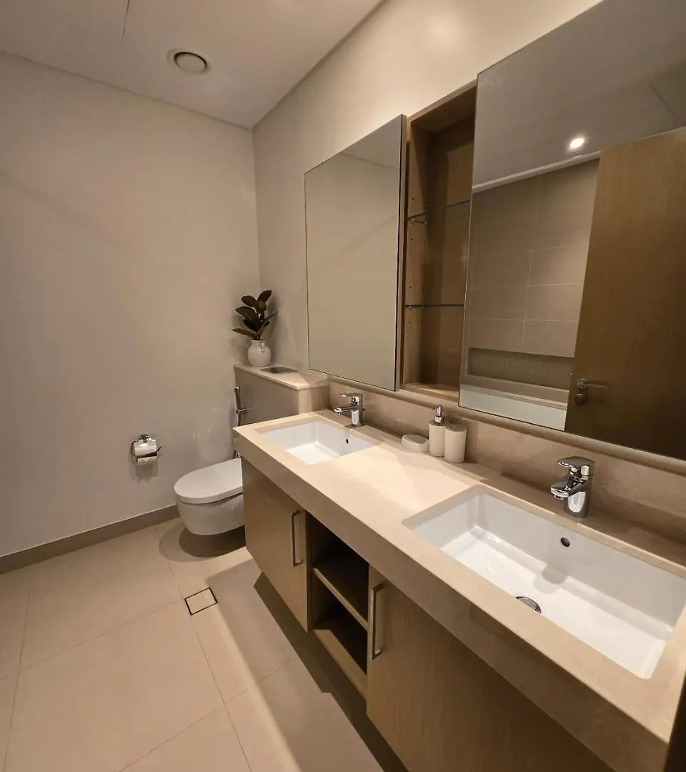 5242 Tower 2 Dubai Marina - Infinity Homes 0*,  United Arab Emirates