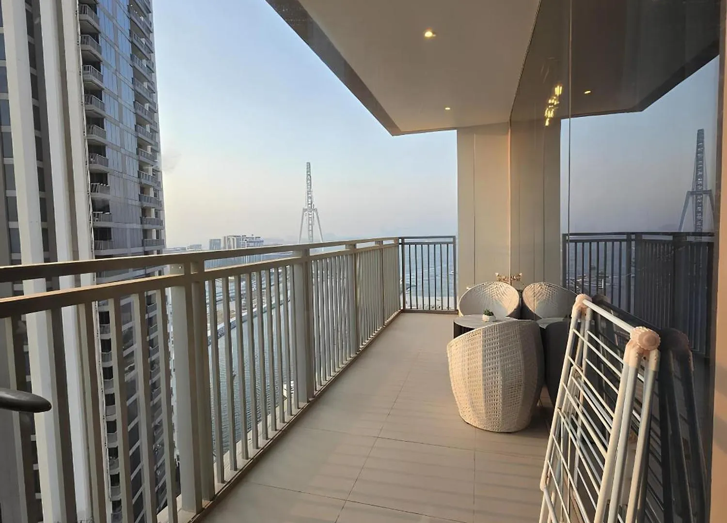 Apartment 5242 Tower 2 Dubai Marina - Infinity Homes