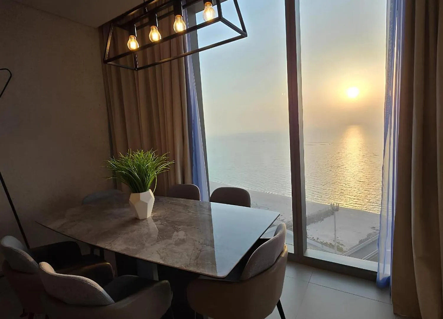 Apartmán 5242 Tower 2 Dubai Marina - Infinity Homes